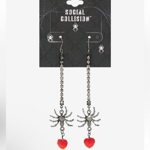 Spider Bling Heart Drop Earrings Hot Topic Halloween‎ Spooky Witch